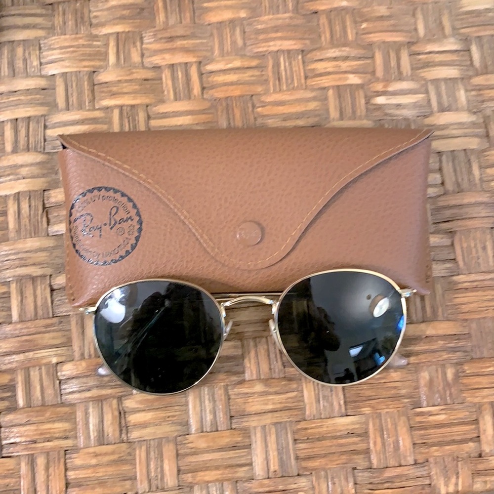 Ray bans round metal frames